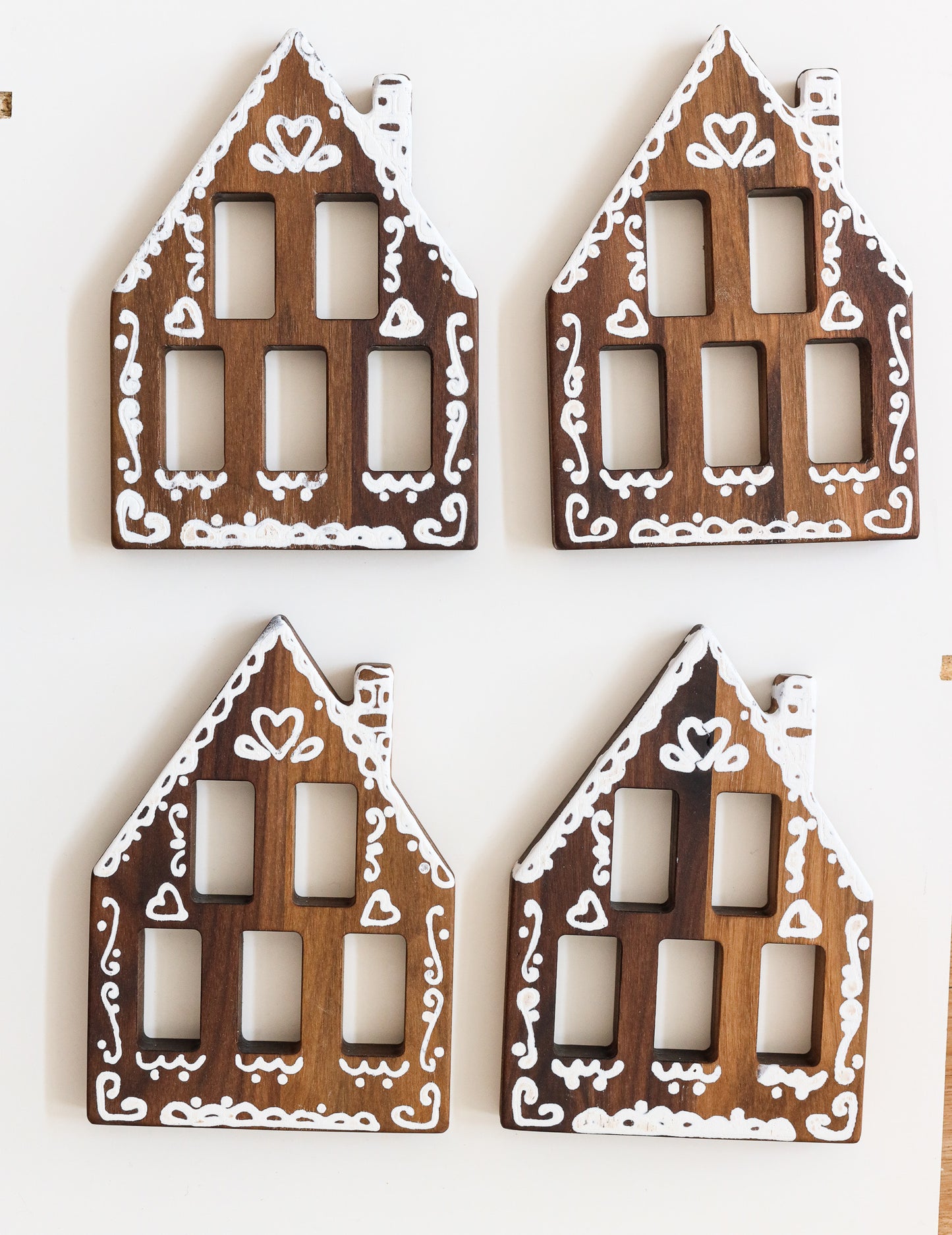 Warehouse Gingerbread Houses (house only)